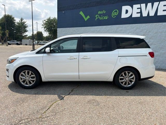 Used 2021 Kia Sedona EX FWD image 2