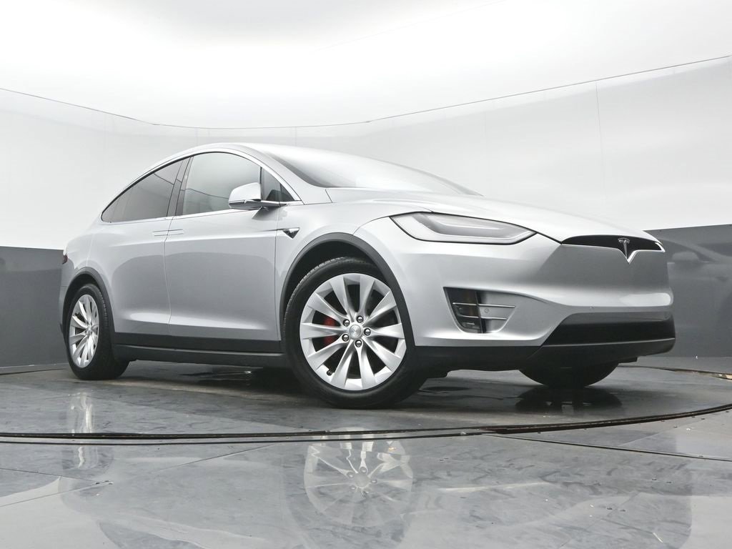 Used 2018 Tesla Model X P100D image 25