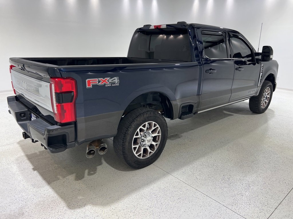 Used 2024 Ford F350 King Ranch w/ FX4 Off-Road Package image 4