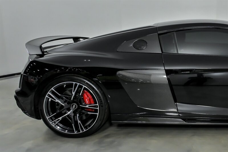 Used 2022 Audi R8 V10 performance AWD/4WD image 13