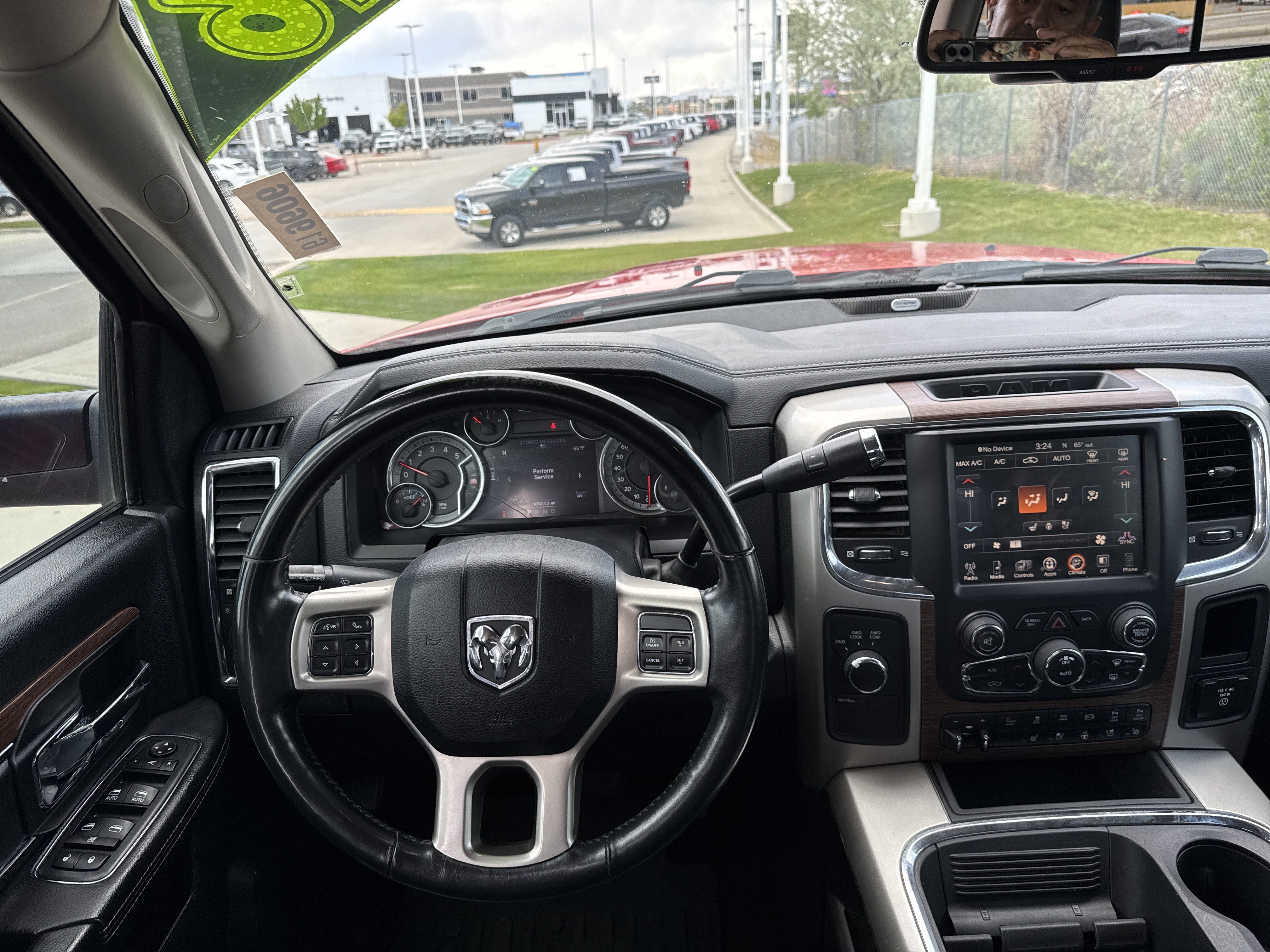 Used 2016 RAM 2500 Laramie w/ Convenience Group AWD/4WD image 17