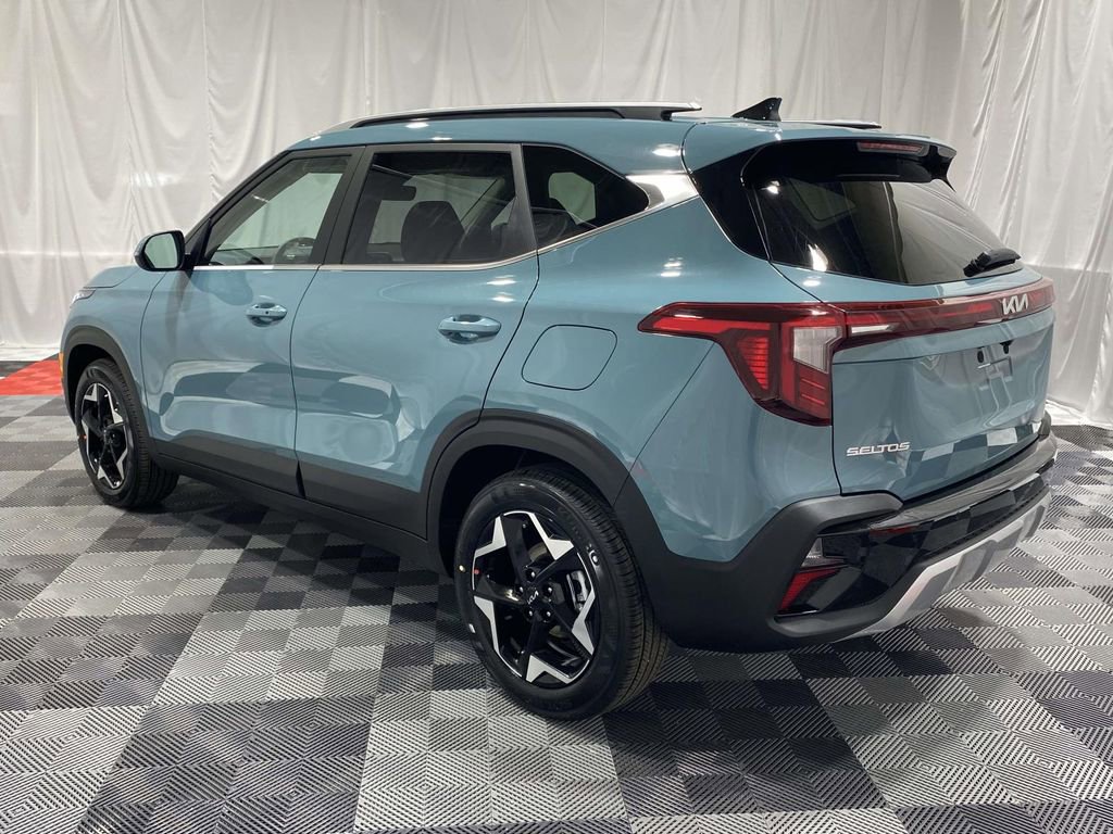 New 2026 Kia Seltos EX image 2