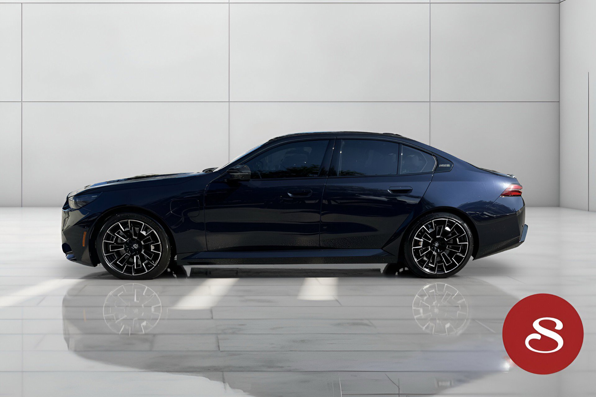Used 2026 BMW M5 w/ Carbon Package image 3