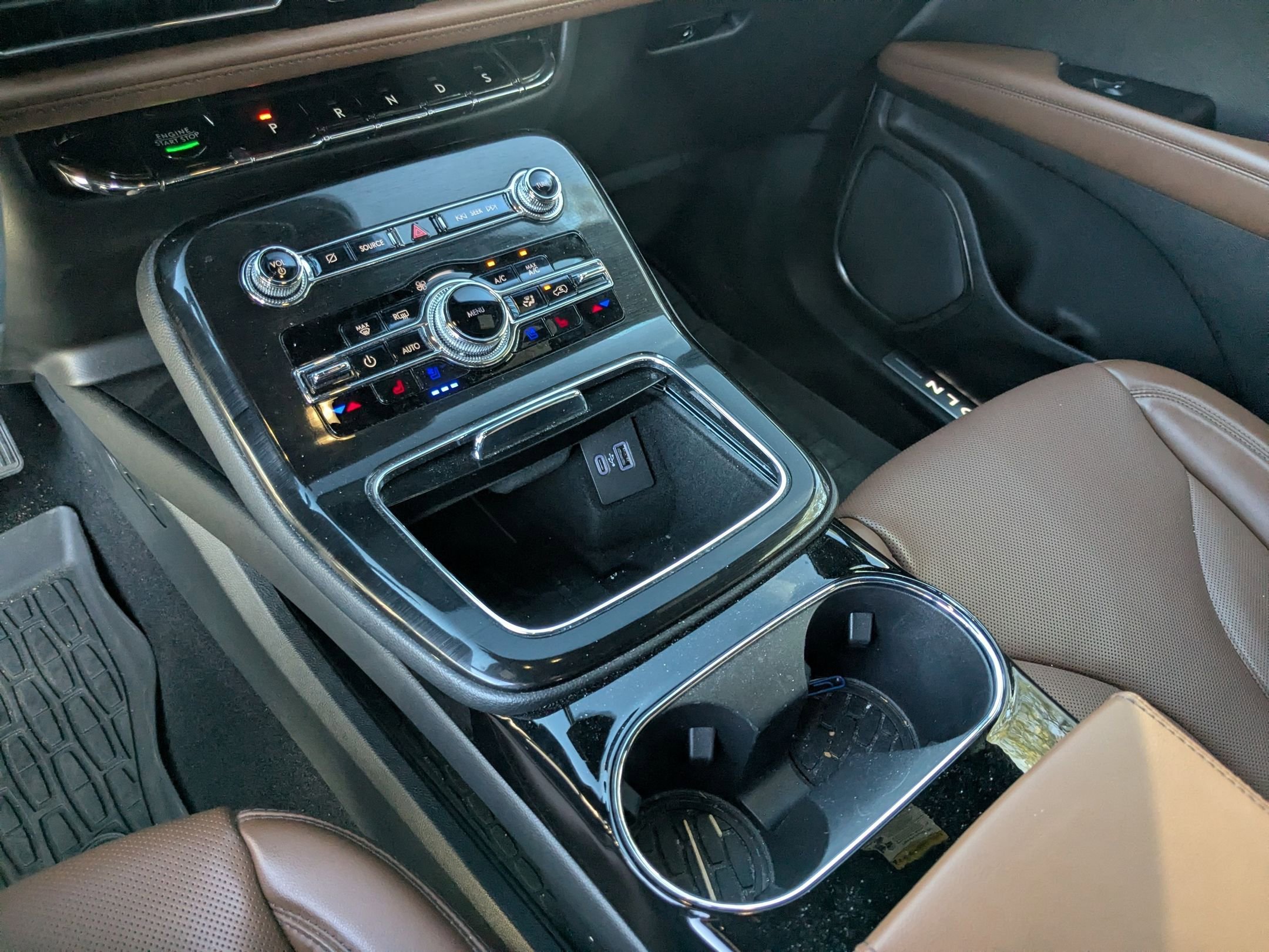 Used 2023 Lincoln Nautilus Reserve w/ Luxury Package image 19