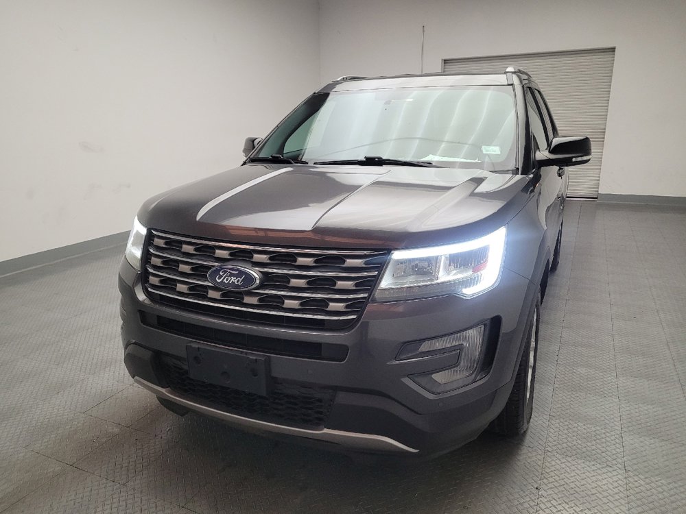 Used 2017 Ford Explorer XLT w/ Equipment Group 202A image 15