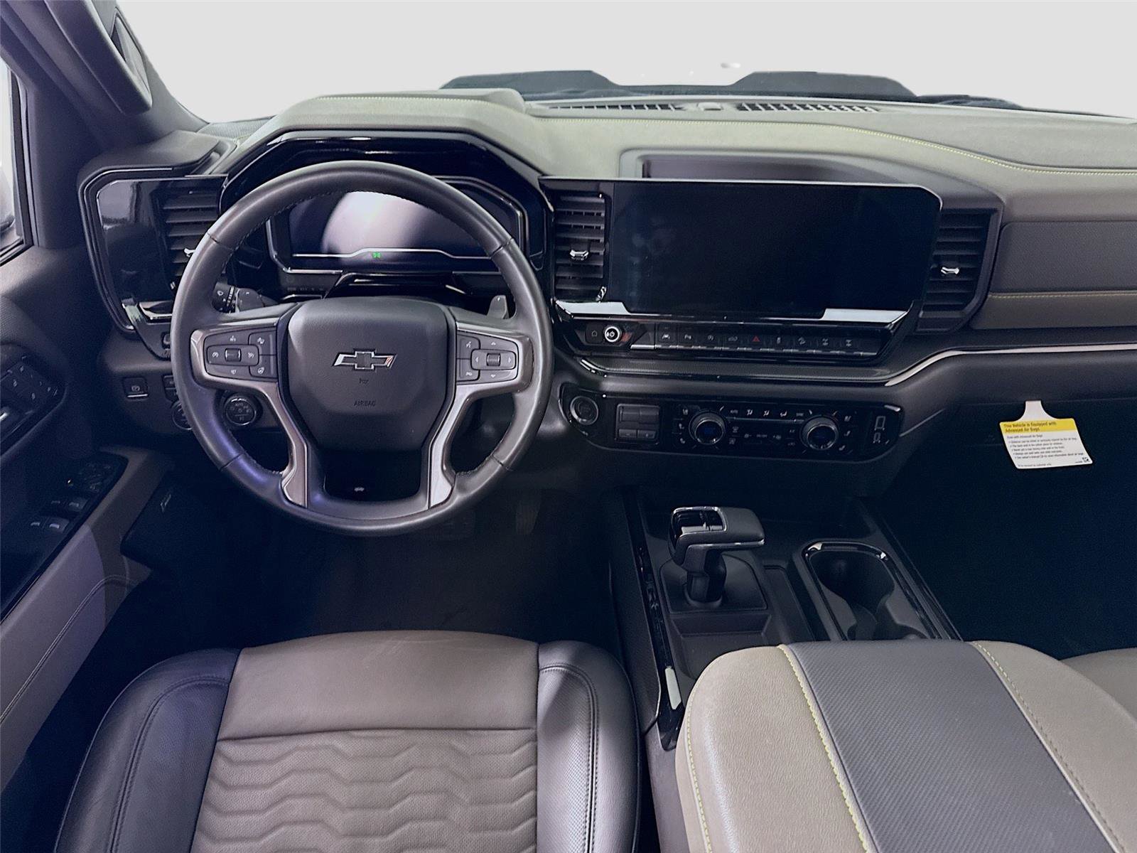 Used 2025 Chevrolet Silverado 1500 ZR2 w/ Technology Package image 2