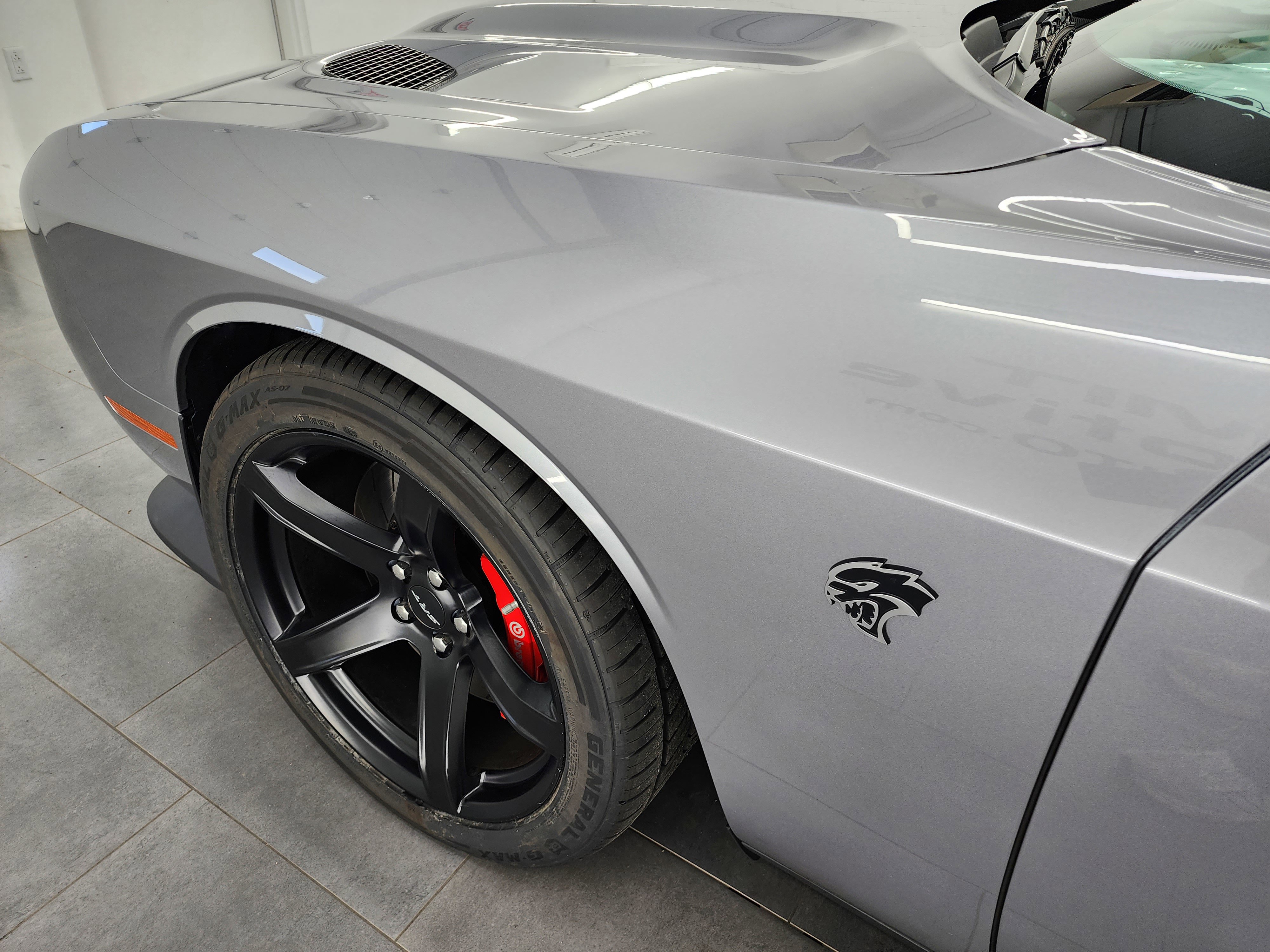 Used 2017 Dodge Challenger SRT Hellcat RWD image 32