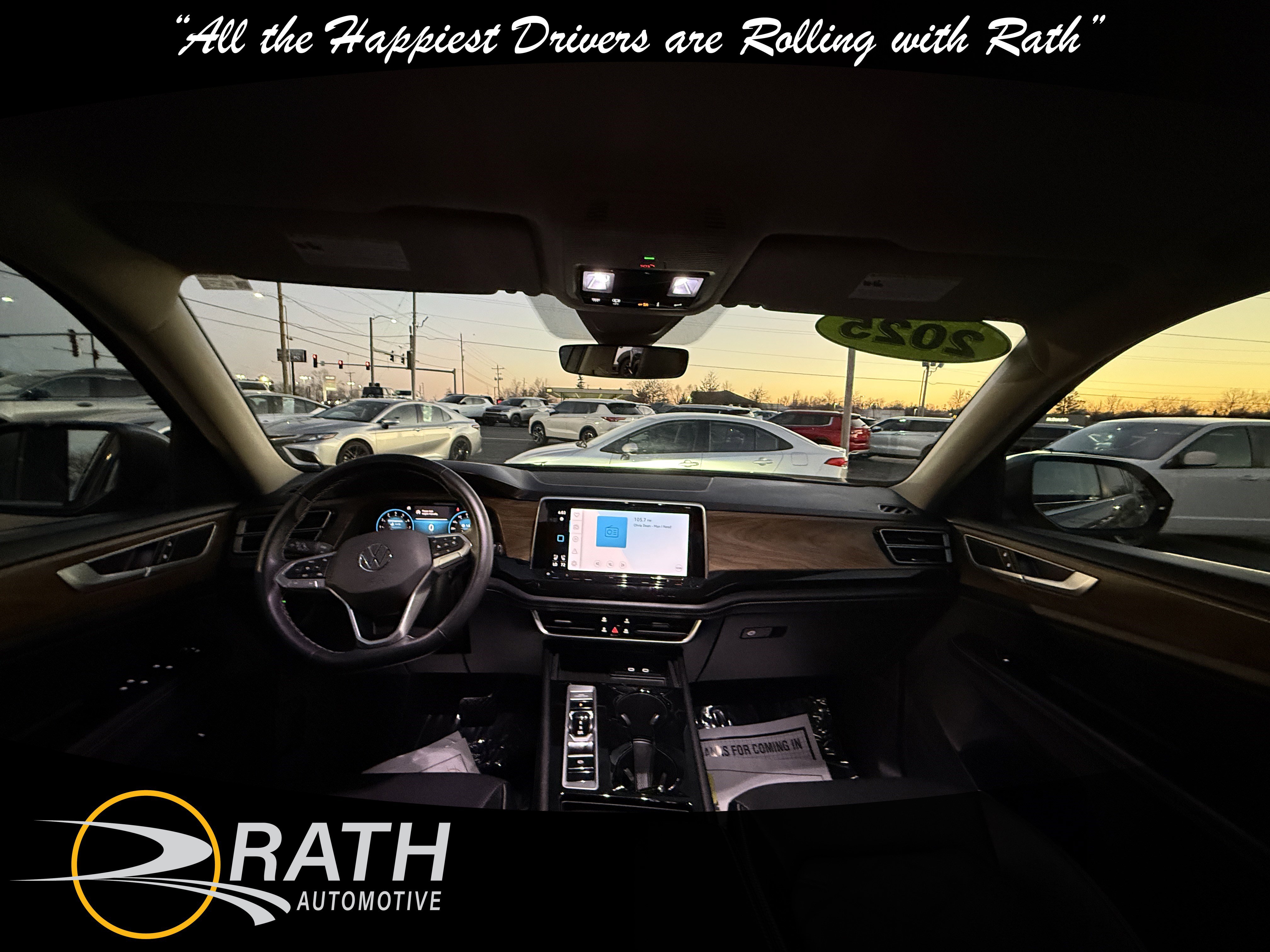 Used 2025 Volkswagen Atlas SE image 18