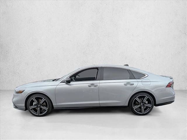 Used 2024 Honda Accord Sport image 2