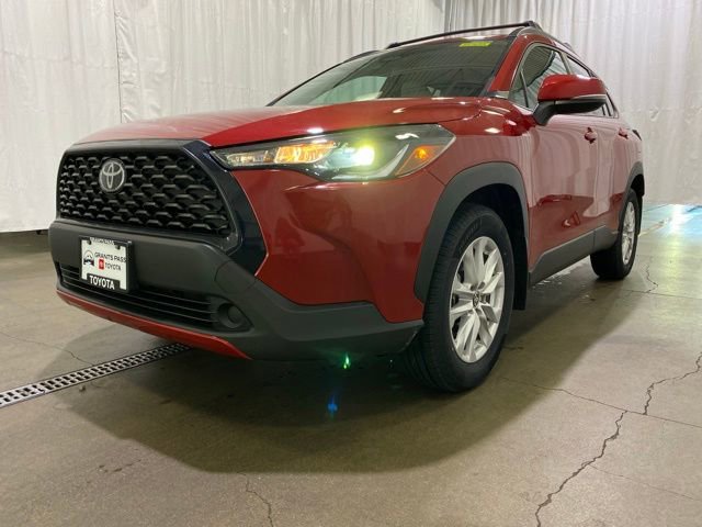 Certified 2023 Toyota Corolla Cross LE image 24
