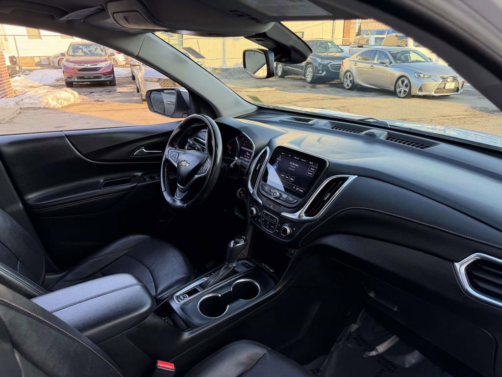 Used 2020 Chevrolet Equinox Premier image 13