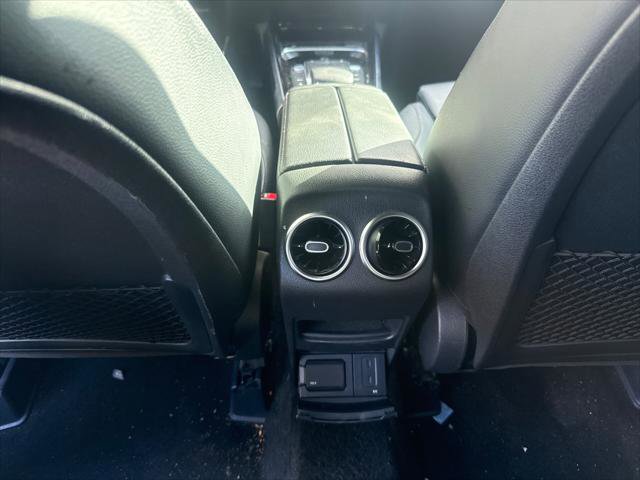Used 2021 Mercedes-Benz GLB 250 image 22