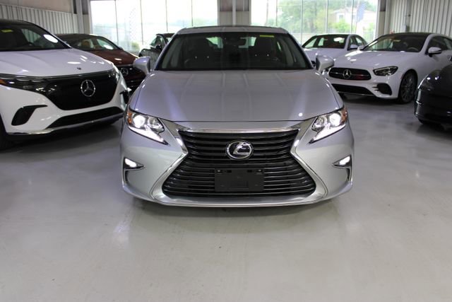 Used 2018 Lexus ES 350 w/ Premier Package FWD image 36