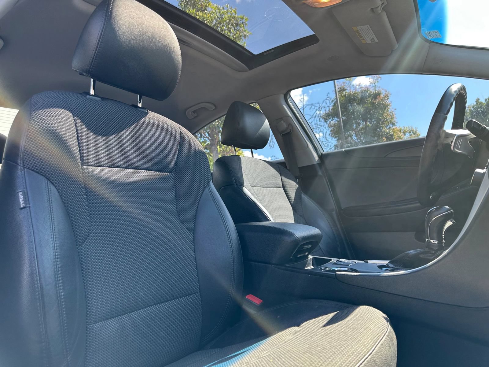 Used 2013 Hyundai Sonata SE w/ Navigation & Sunroof Pkg FWD image 9