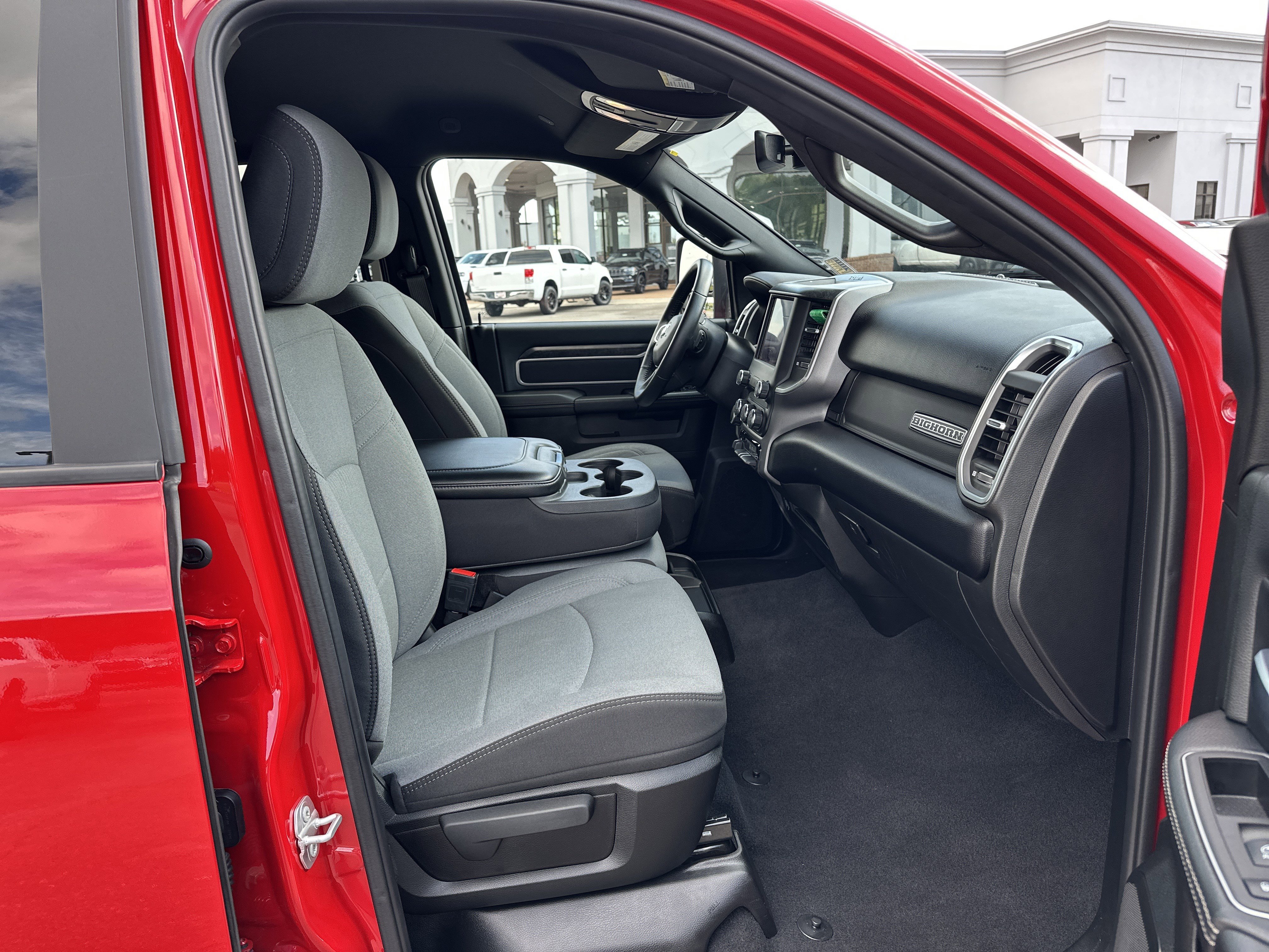 Used 2024 RAM 2500 Big Horn w/ Bed Utility Group image 14