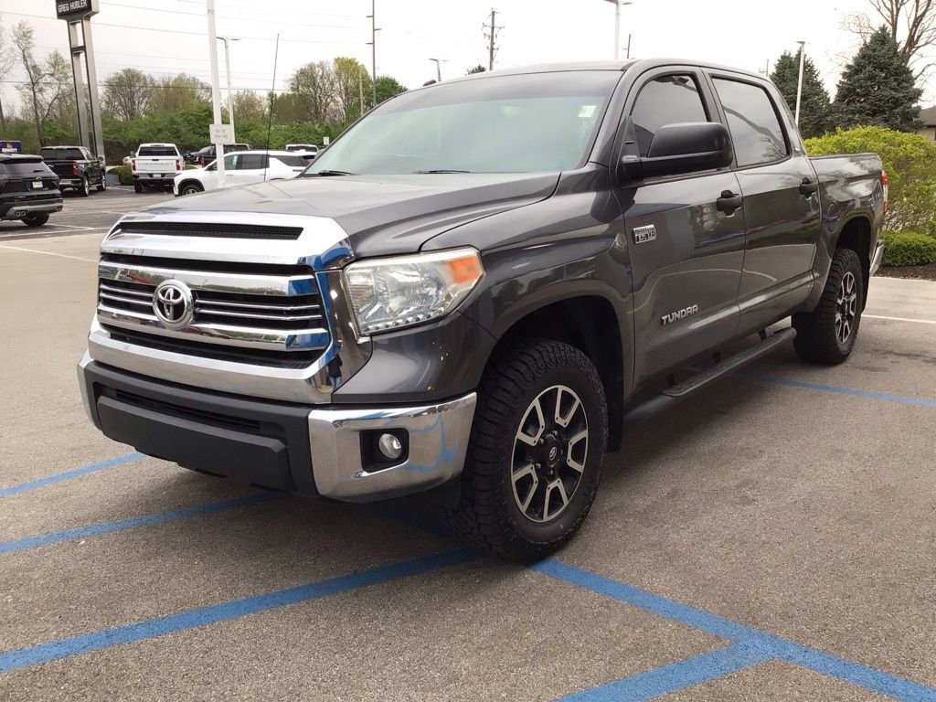 Used 2017 Toyota Tundra SR5 w/ TRD Off Road Package image 6
