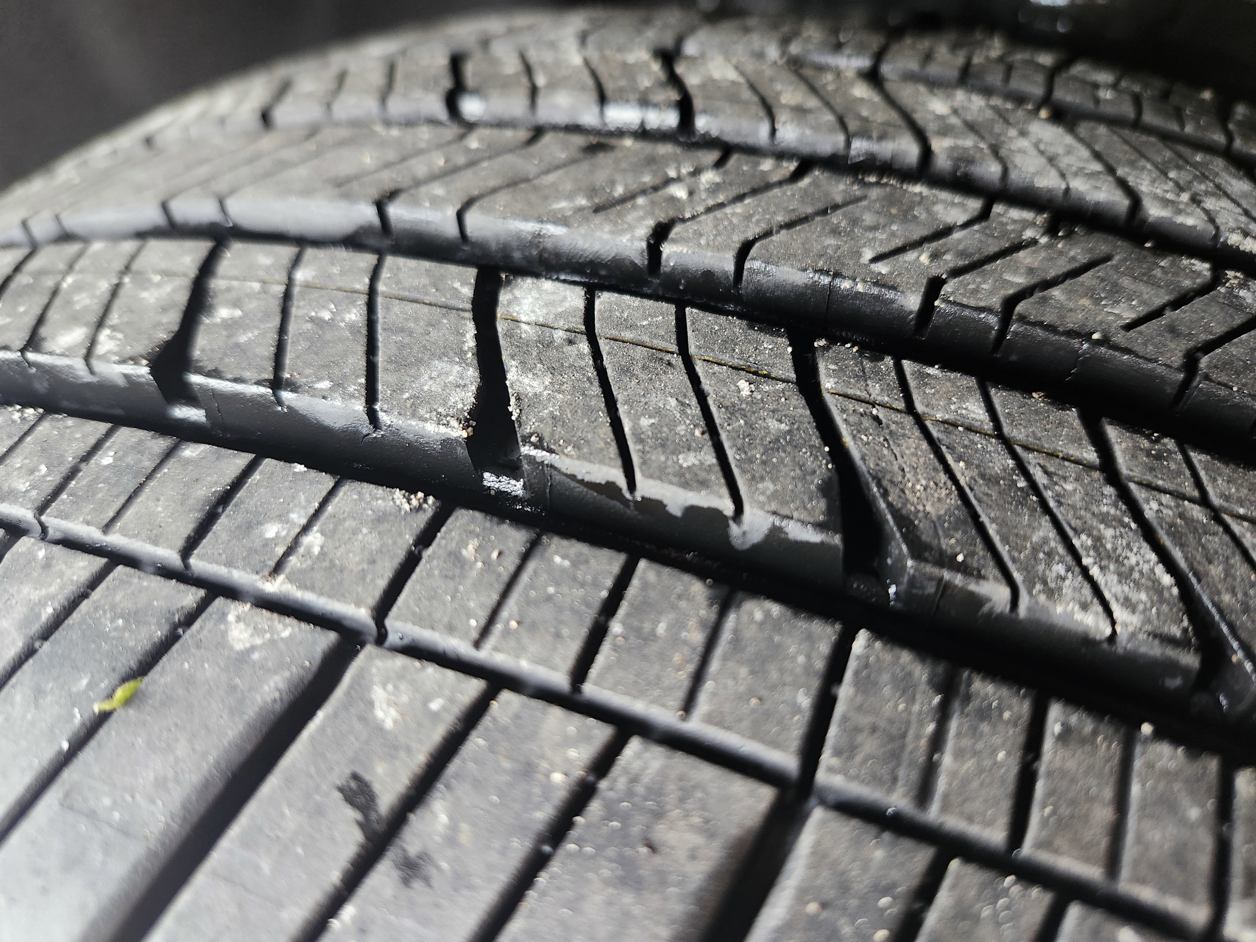 Used 2023 Ford Explorer XLT w/ Equipment Group 202A image 34