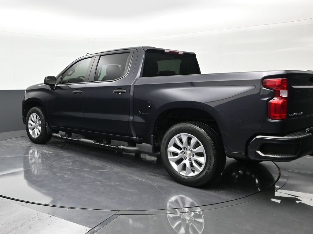 Used 2022 Chevrolet Silverado 1500 Custom image 3