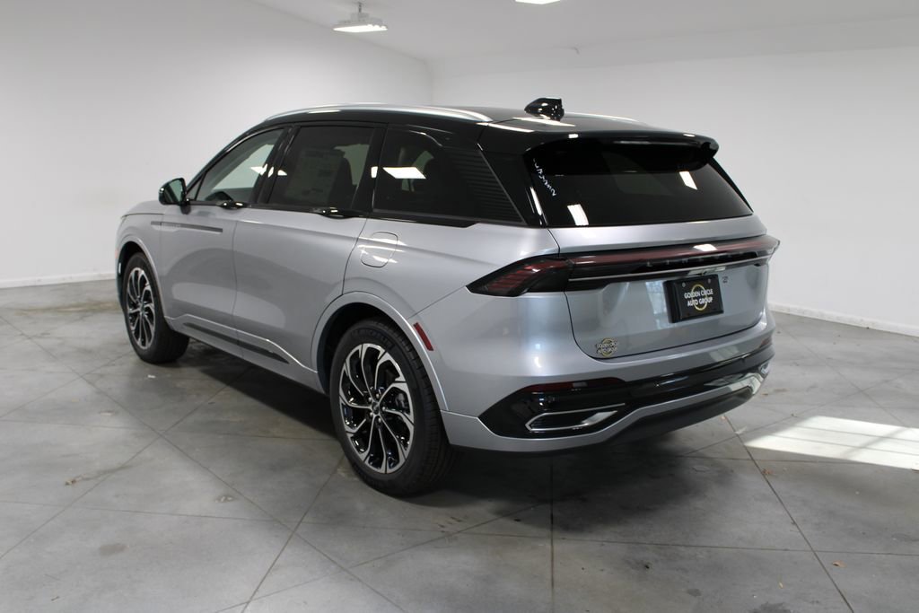 New 2026 Lincoln Nautilus Reserve image 6