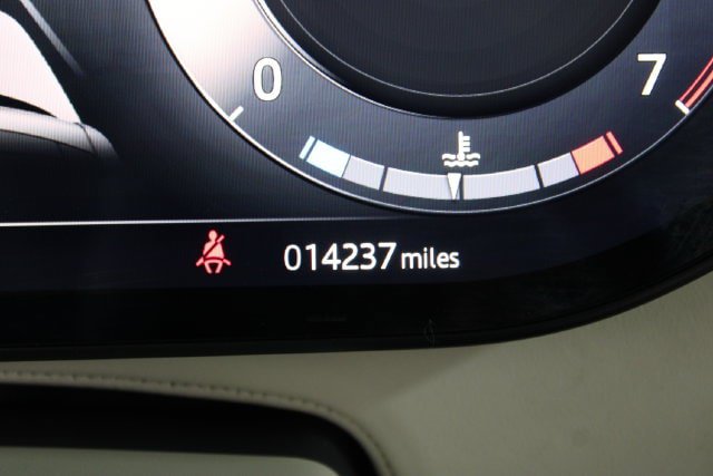 Used 2024 Land Rover Range Rover Long Wheelbase SE AWD/4WD image 7