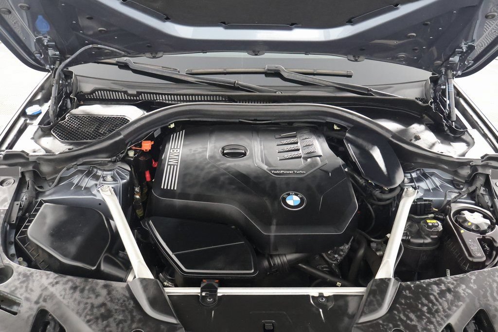 Used 2022 BMW 530i w/ Premium Package RWD image 15