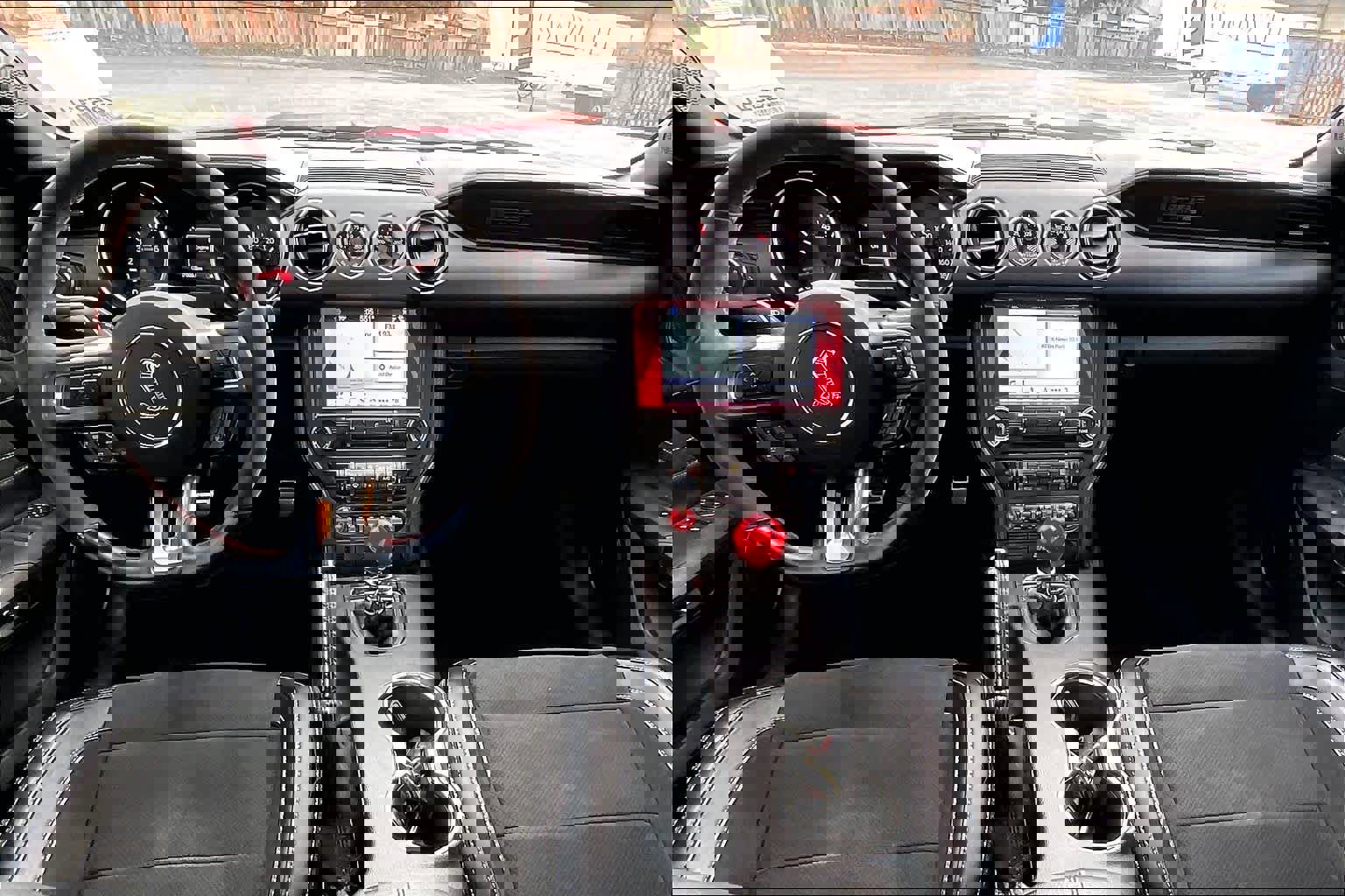 Used 2017 Ford Mustang Shelby GT350 image 18