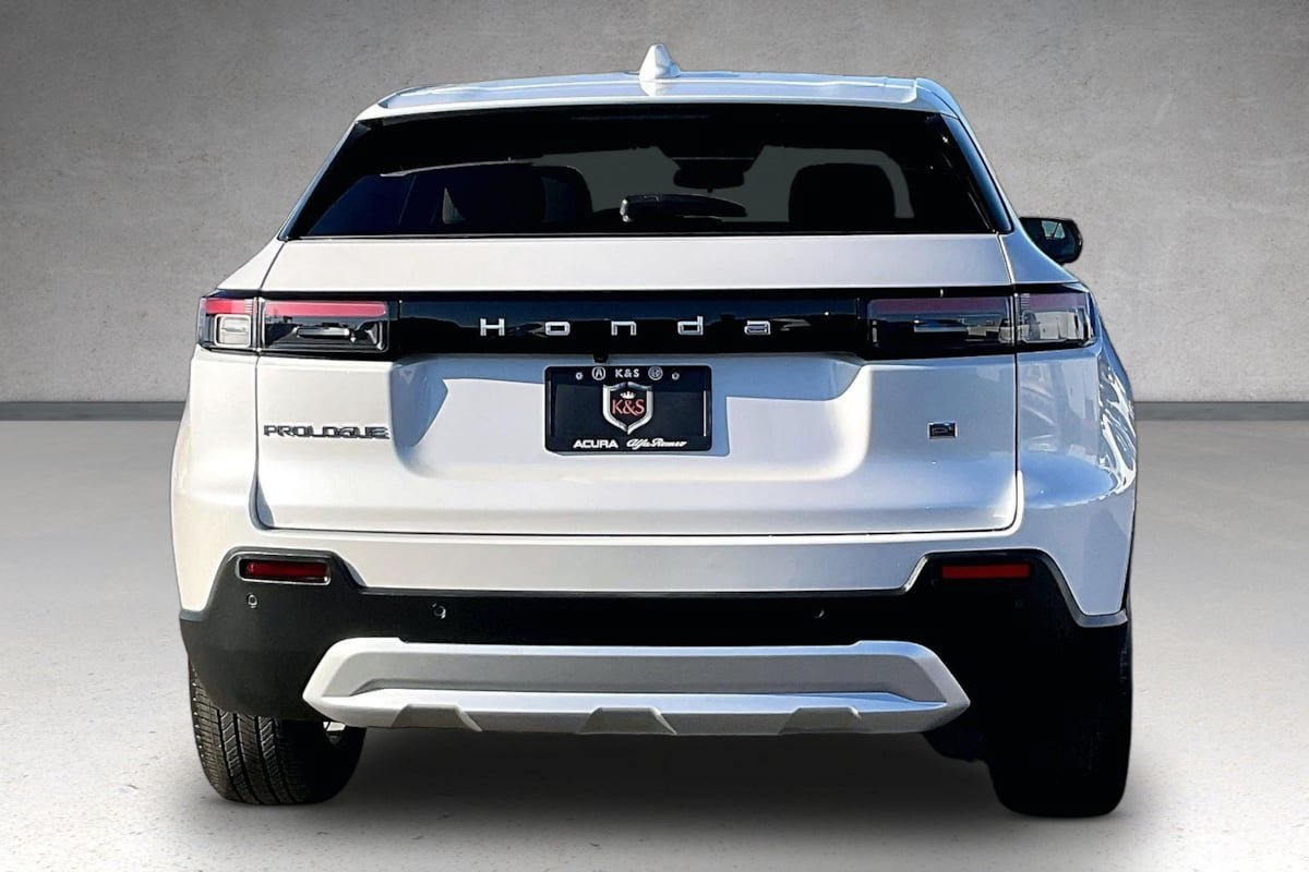 Used 2024 Honda Prologue EX image 4