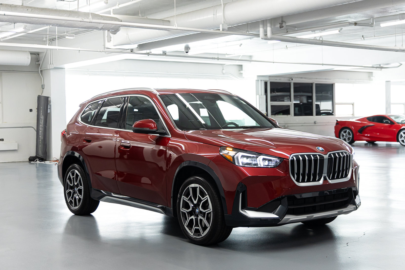 Used 2026 BMW X1 xDrive28i AWD/4WD image 6