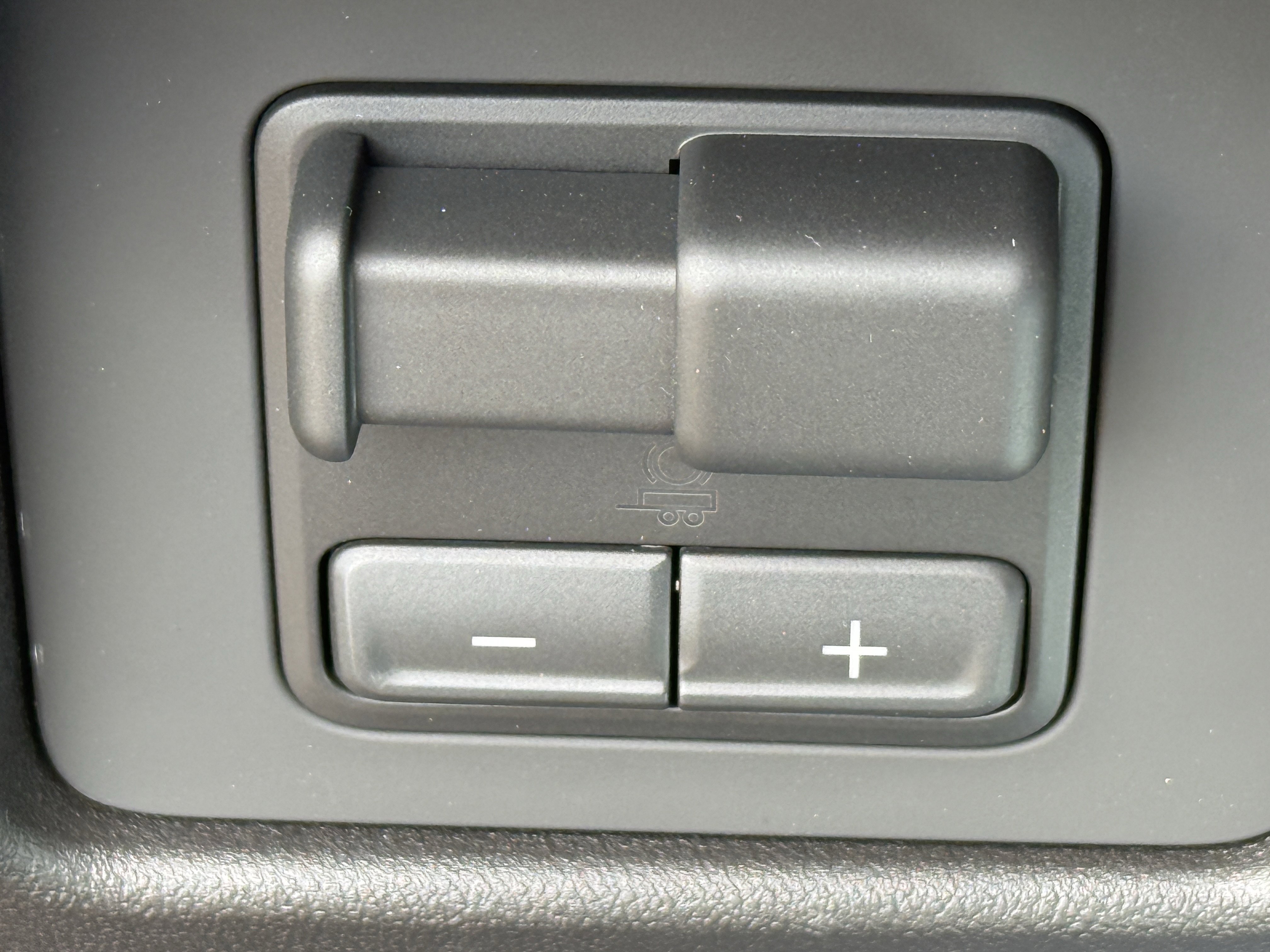 New 2026 GMC Canyon Denali image 32