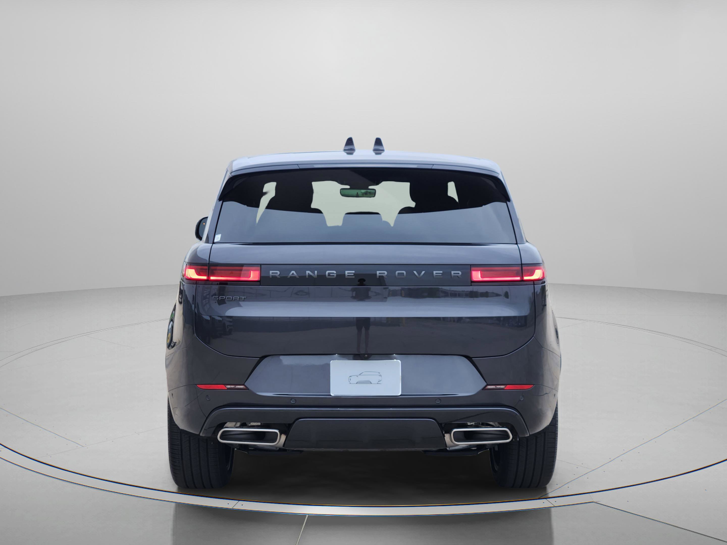 New 2026 Land Rover Range Rover Sport Dynamic SE AWD/4WD image 4