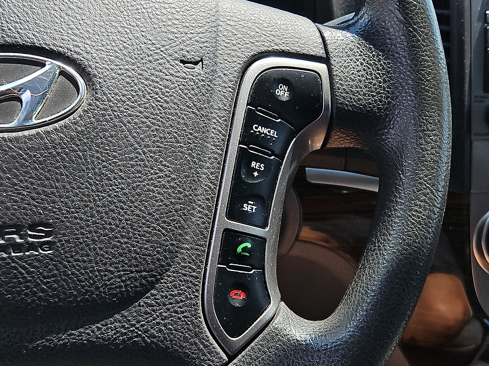 Used 2011 Hyundai Santa Fe GLS FWD image 21