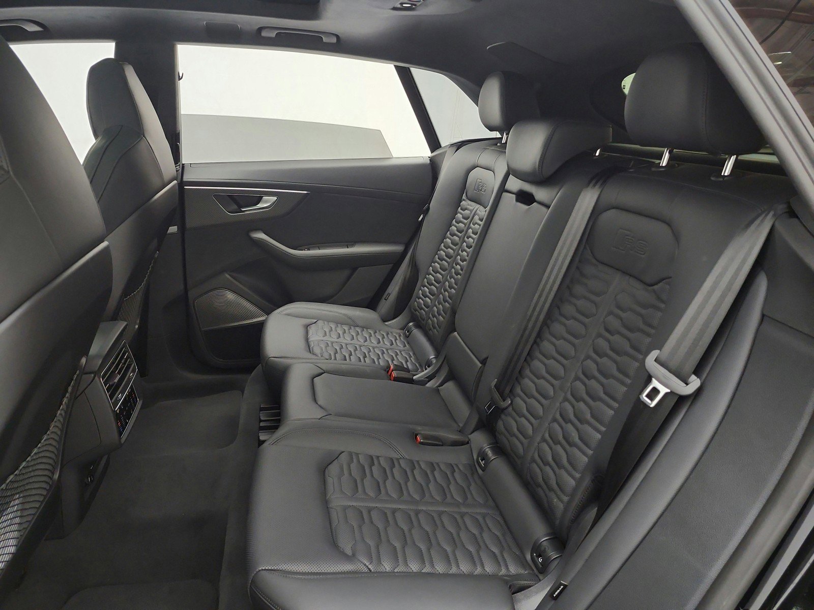 New 2026 Audi RS Q8 performance image 11