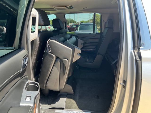 Used 2017 Chevrolet Suburban Premier RWD image 13