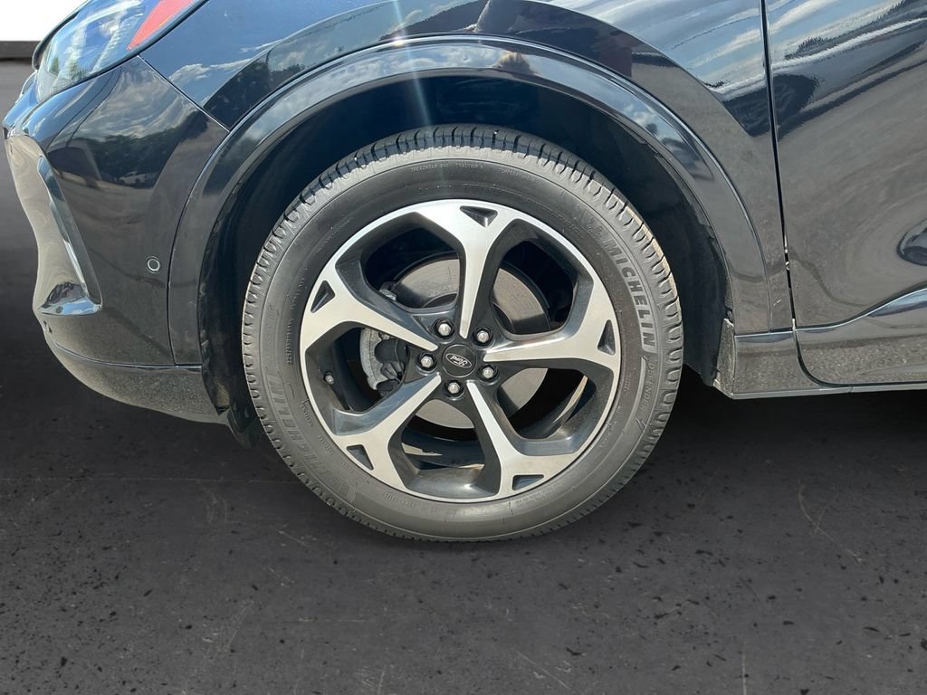 Certified 2023 Ford Escape ST-Line Elite w/ Premium Technology Package AWD/4WD image 13