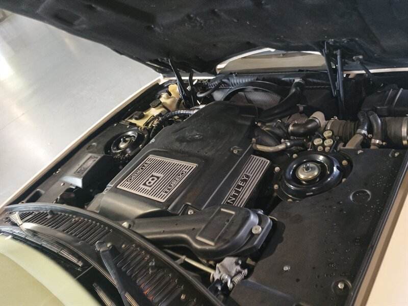 Used 1999 Bentley Azure RWD image 23