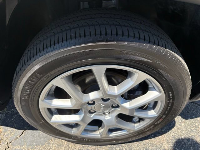 Used 2022 Jeep Compass Latitude AWD/4WD image 19