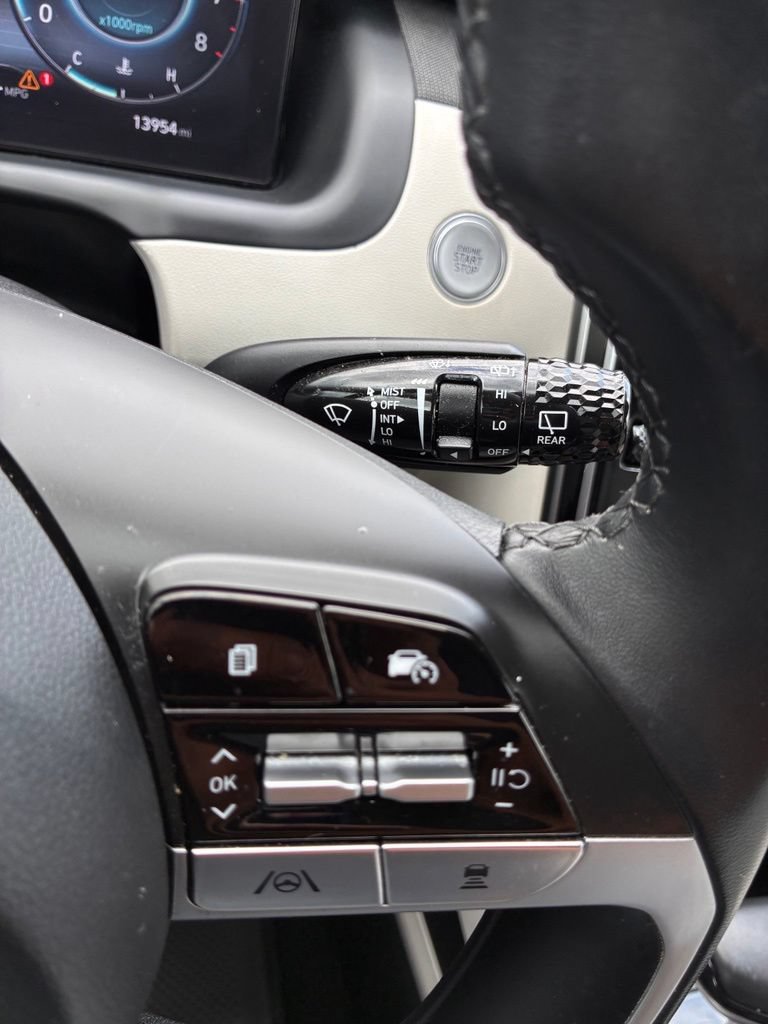 Used 2023 Hyundai Tucson SEL w/ Convenience Package AWD/4WD image 28