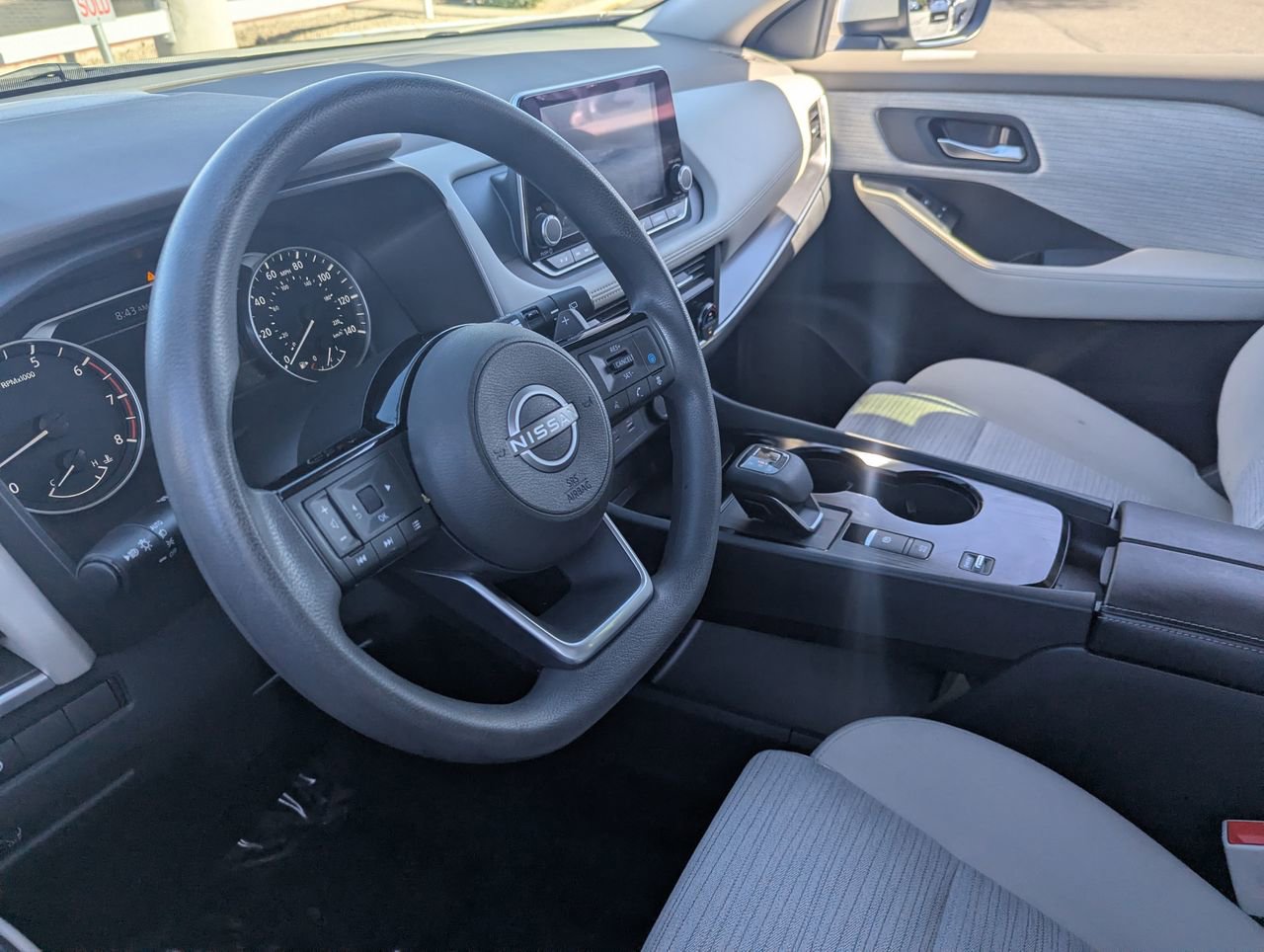 Certified 2023 Nissan Rogue SV FWD image 17