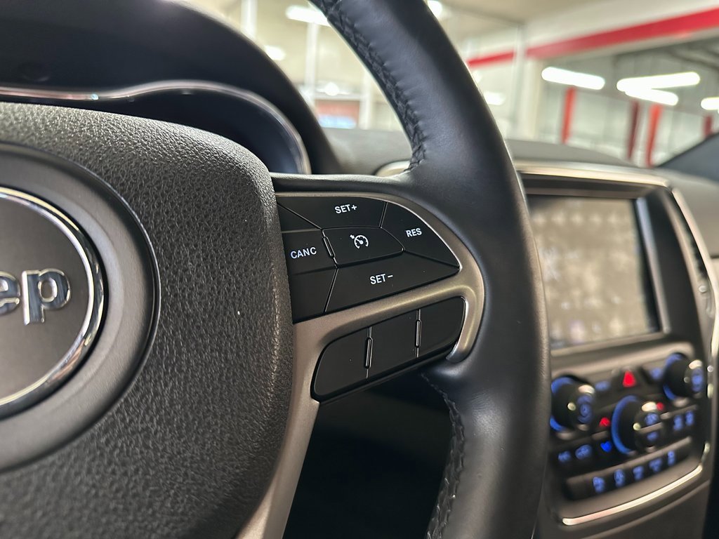Certified 2018 Jeep Grand Cherokee Altitude image 18