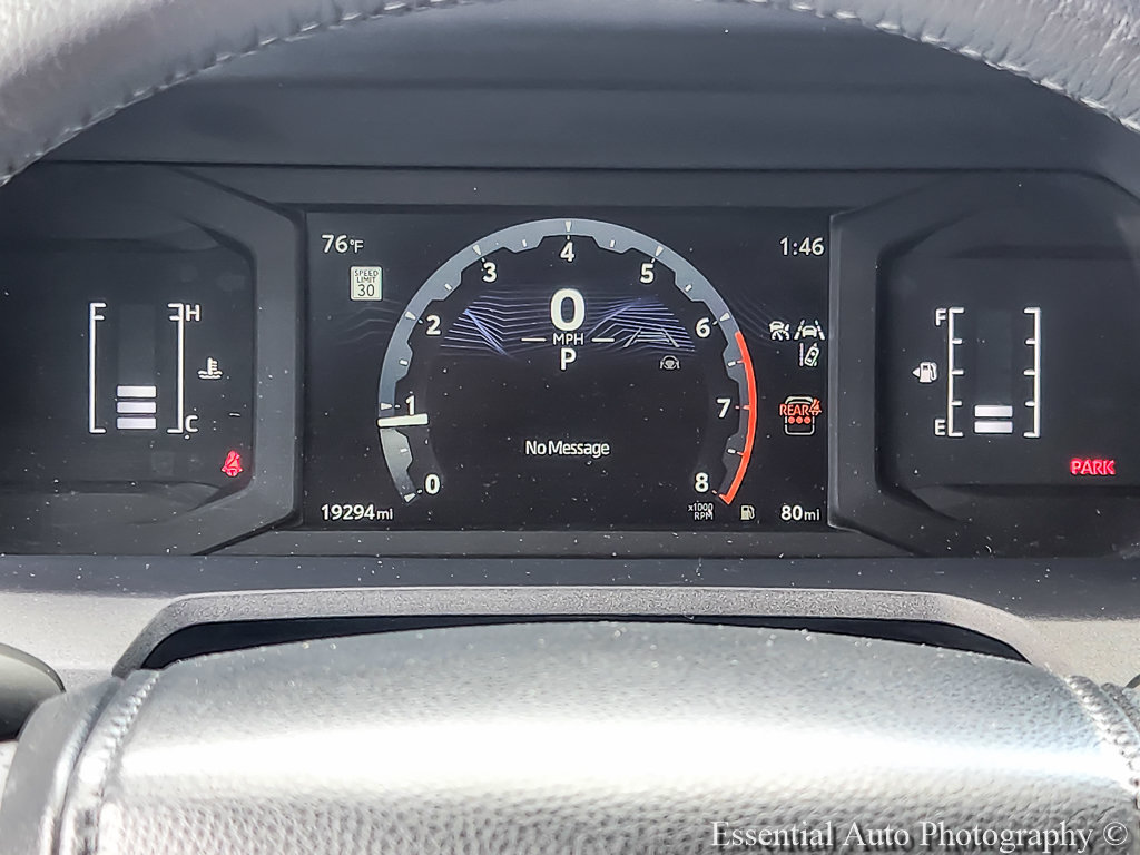 Used 2025 Toyota 4Runner SR5 AWD/4WD image 10