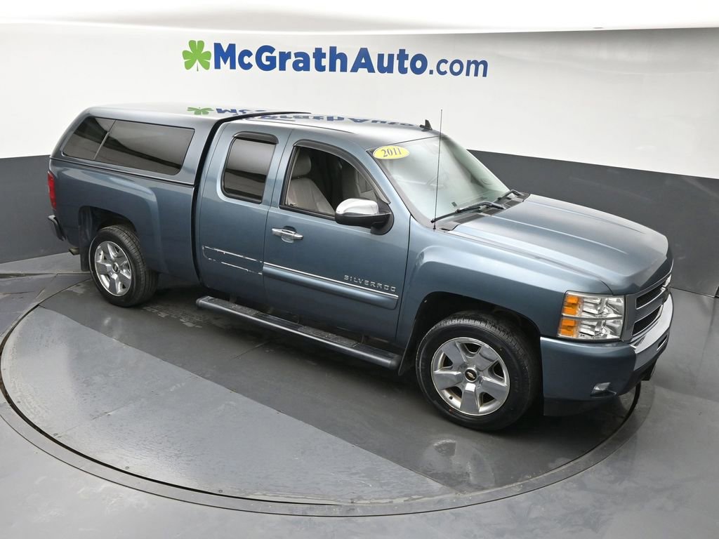 Used 2011 Chevrolet Silverado 1500 LT w/ Regional Value Package RWD image 3