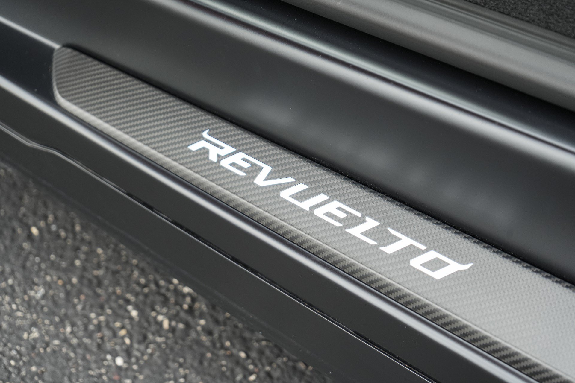 Used 2025 Lamborghini Revuelto AWD/4WD image 29