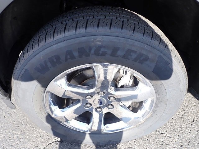 Used 2022 Ford F150 Lariat w/ Equipment Group 502A High image 12