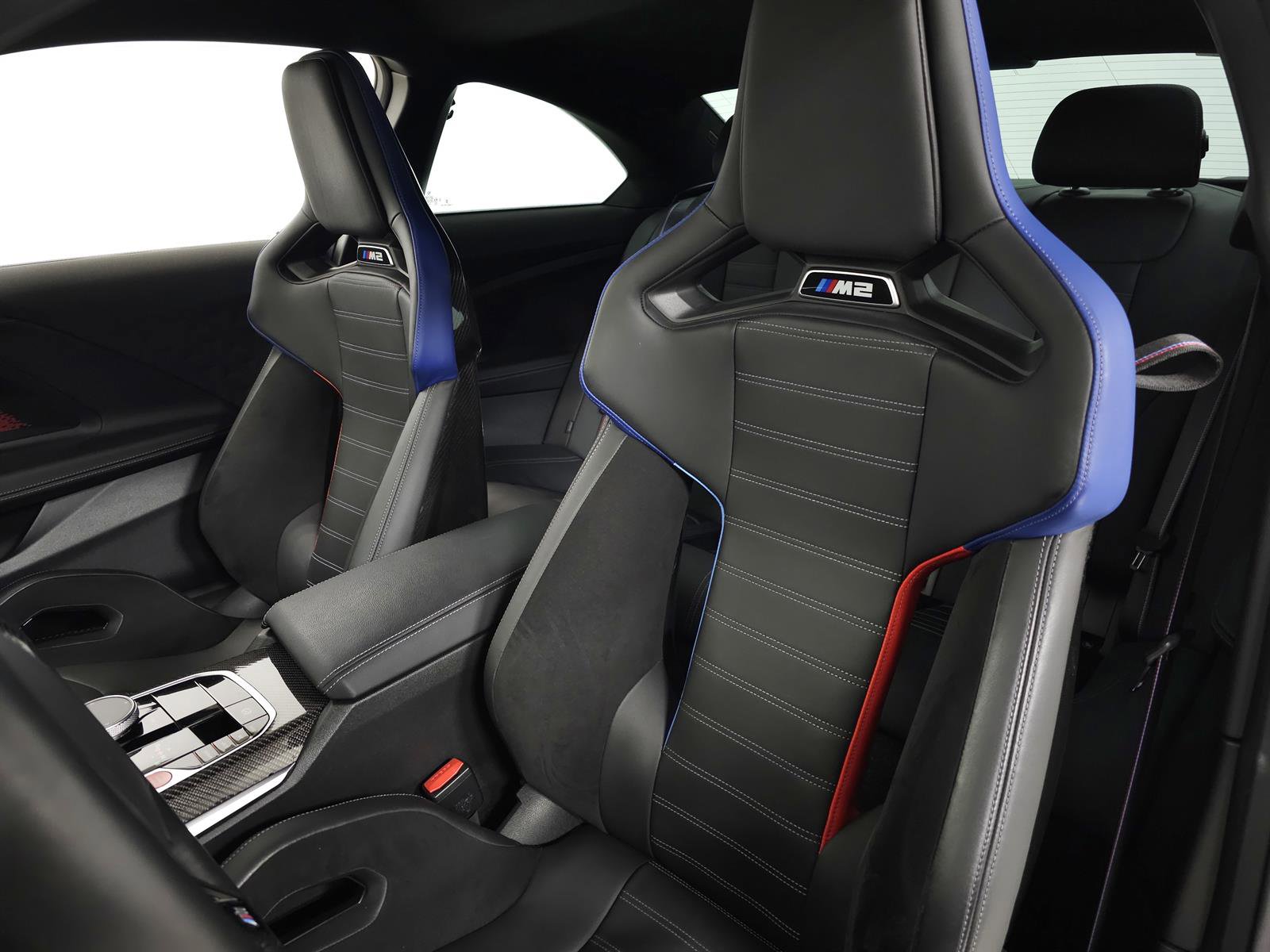Used 2025 BMW M2 w/ Lighting Package RWD image 18
