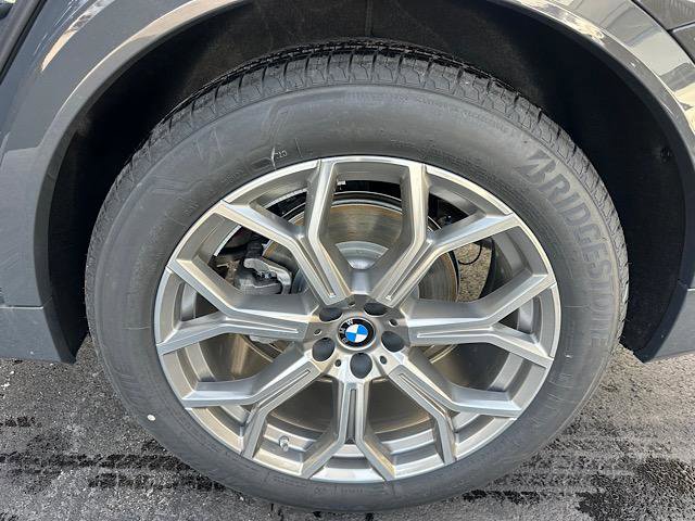 New 2026 BMW X7 xDrive40i image 8