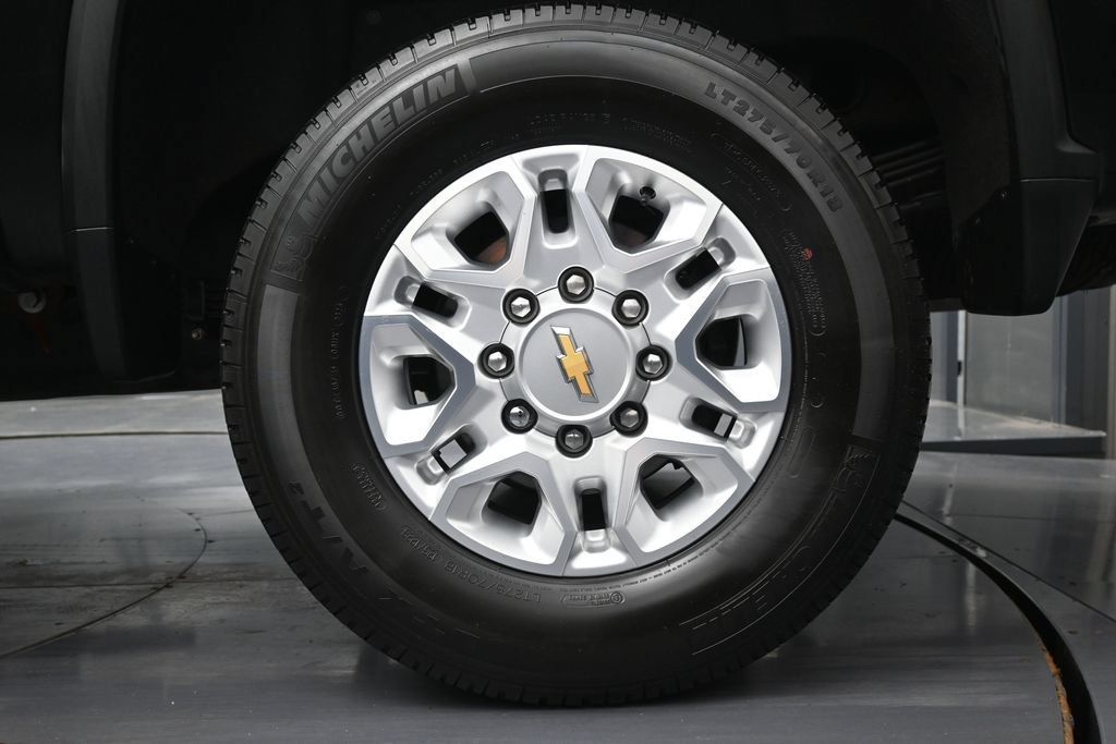 Used 2024 Chevrolet Silverado 2500 LTZ w/ LTZ Convenience Package AWD/4WD image 14
