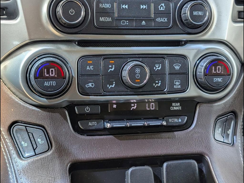 Used 2019 Chevrolet Tahoe LT w/ Luxury Package AWD/4WD image 15