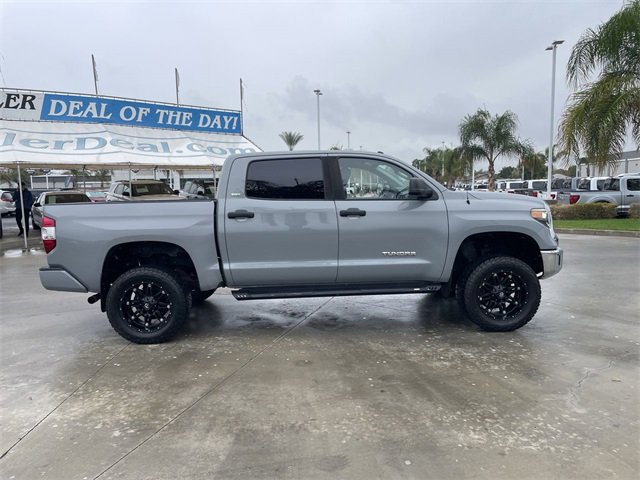 Used 2019 Toyota Tundra SR5 w/ SR5 Convenience Package image 9