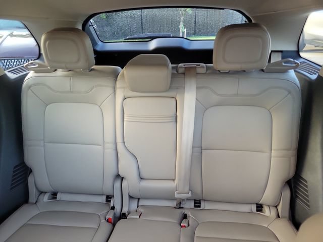 Certified 2024 Lincoln Corsair FWD image 11