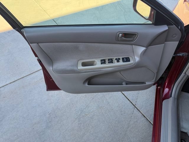 Used 2003 Toyota Camry LE w/ Fleet Convenience Pkg FWD image 26